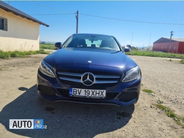 Albastru Utilizat 2016 Mercedes C220 Berlinǎ | 13.400 EUR (Preț bun) - Imagine 1/4