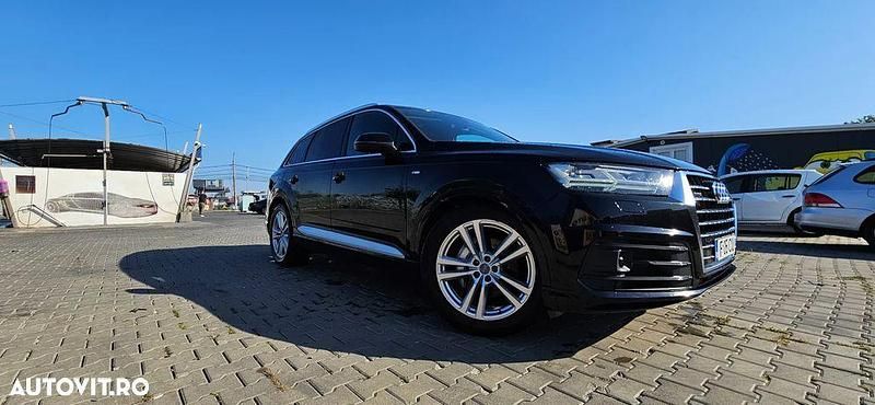 Culoarenegru Utilizat 2015 Audi Q7 Sport SUV | 33.500 EUR (Puțin scump) - Imagine 1/4