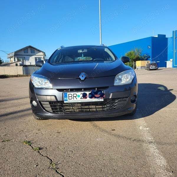 Utilizat 2011 Renault Mégane III Hatchback | 3.800 EUR (Preț OK) - Imagine 1/4