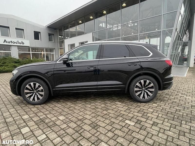 Culoaregri Nouă 2025 VW Touareg Elegance SUV | 67.591 EUR (Scump) - Imagine 1/4