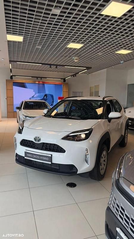 Culoarealb Nouă 2025 Toyota Yaris Hybrid Active SUV | 23.300 EUR (Puțin scump) - Imagine 1/4