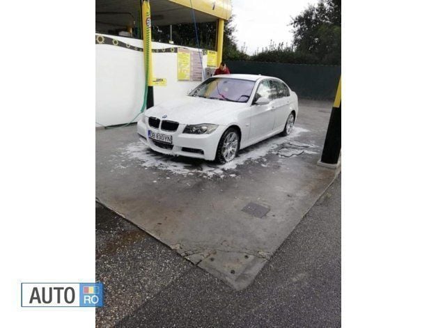 Second-hand BMW 320 M Sport 177 CP (130 kW) 2008 Alb Berlinǎ