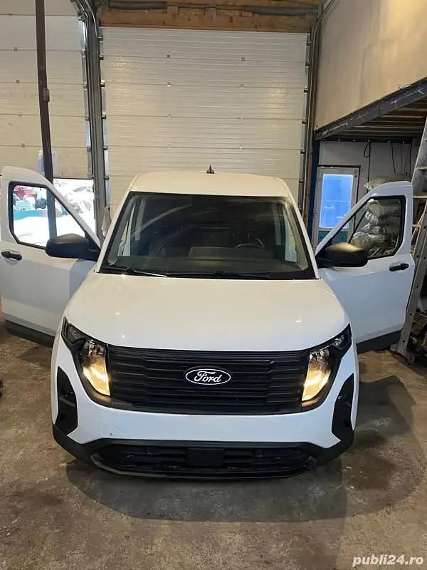 Second-hand Ford Transit 100 CP (73 kW) 2024 Monovolum