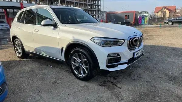 Alb Utilizat 2020 BMW X5 SUV | 48.000 EUR (Preț OK) - Imagine 1/4