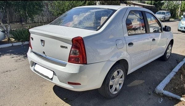 Second-hand Dacia Logan 75 CP (55 kW) 2009 Berlinǎ