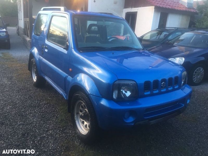 Văndută Suzuki Jimny mașini secondhand de
