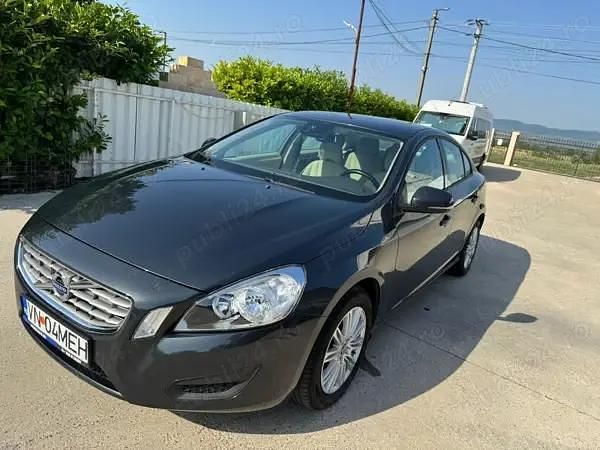 Utilizat 2012 Volvo S60 Kinetic Berlinǎ | 6.000 EUR (Preț OK) - Imagine 1/4