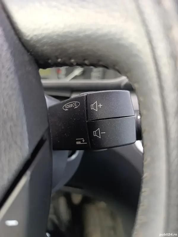 Second-hand Renault Laguna II 125 CP (91 kW) 2004 Berlinǎ