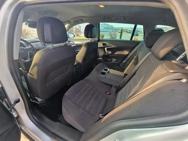 Second-hand Opel Insignia 140 CP (102 kW) 2014 Argintiu Break