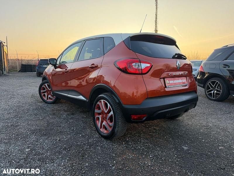 Second-hand Renault Captur XMOD 110 CP (80 kW) 2014 Culoareportocaliu SUV