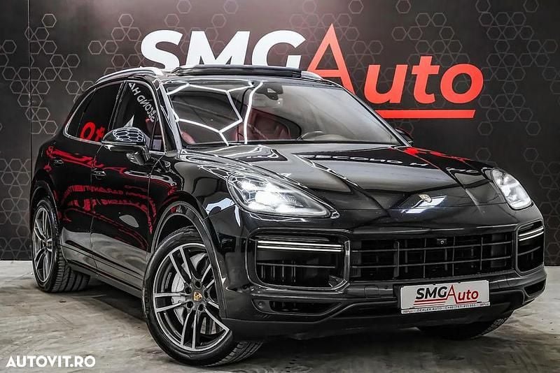 Culoarenegru Utilizat 2018 Porsche Cayenne Turbo SUV | 49.900 EUR - Imagine 1/4