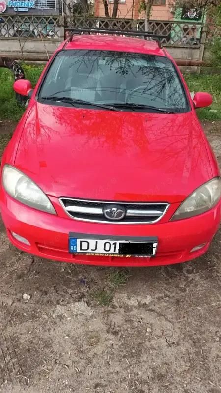 Utilizat 2005 Chevrolet Lacetti Hatchback | 5.200 EUR - Imagine 1/2