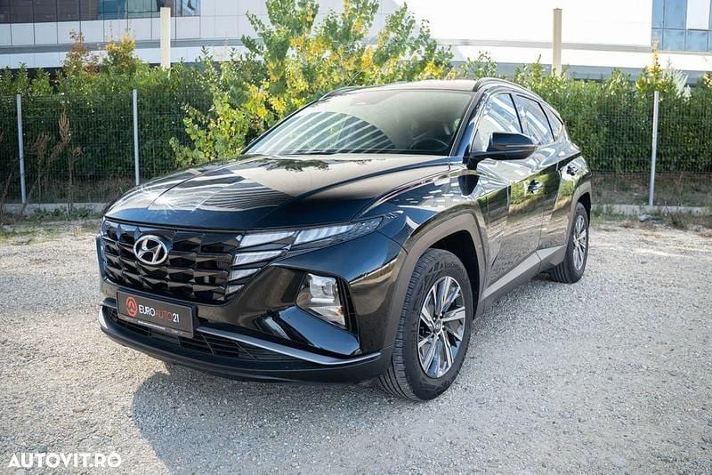 Culoarenegru Utilizat 2021 Hyundai Tucson Style SUV | 21.990 EUR (Puțin scump) - Imagine 1/4