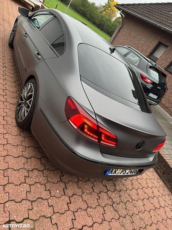 Second-hand VW Passat 140 CP (102 kW) 2012 Culoaremaro Berlinǎ