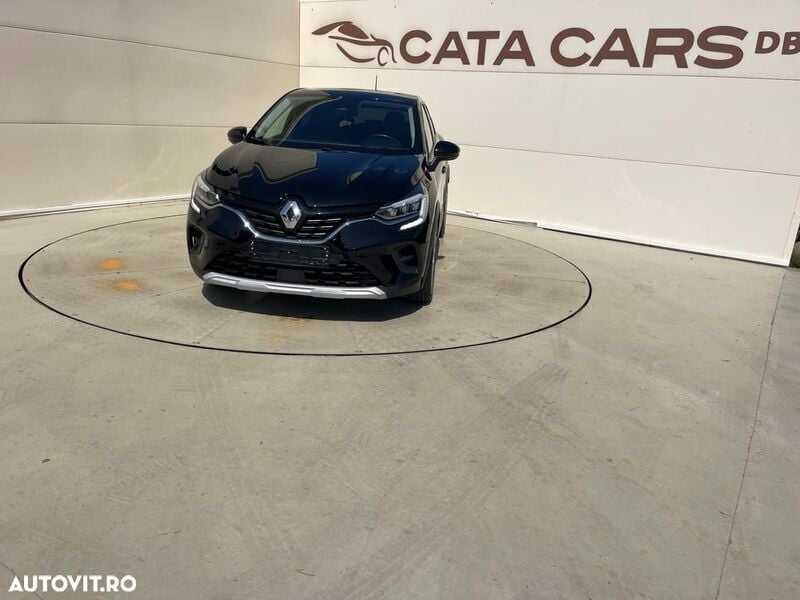 Second-hand Renault Captur Life 91 CP (66 kW) 2022 Negru SUV