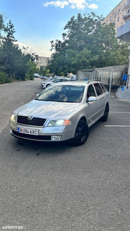 Gri Utilizat 2008 Skoda Octavia Elegance Break | 5.250 EUR (Preț OK) - Imagine 1/4