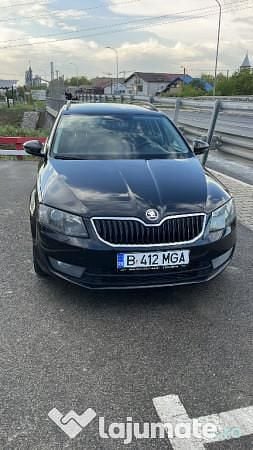 Negru Utilizat 2013 Skoda Octavia Ambition Break | 7.500 EUR (Scump) - Imagine 1/4