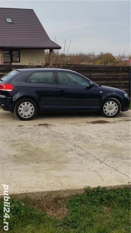 Albastru Utilizat 2004 Audi A3 Hatchback | 3.500 EUR (Preț OK) - Imagine 1/4