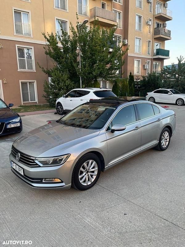 Culoaregri Utilizat 2015 VW Passat Comfortline Berlinǎ | 10.750 EUR (Preț bun) - Imagine 1/4