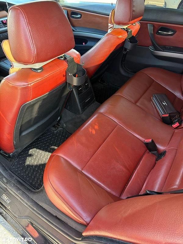 Second-hand BMW 320 177 CP (130 kW) 2007 Culoarenegru Berlinǎ