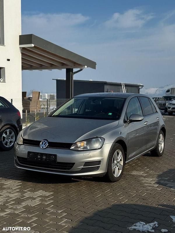 Culoaregri Utilizat 2014 VW Golf VII Hatchback | 8.490 EUR (Preț bun) - Imagine 1/4