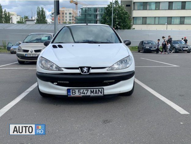 Second-hand Peugeot 206 69 CP (50 kW) 2004 Alb Coupe