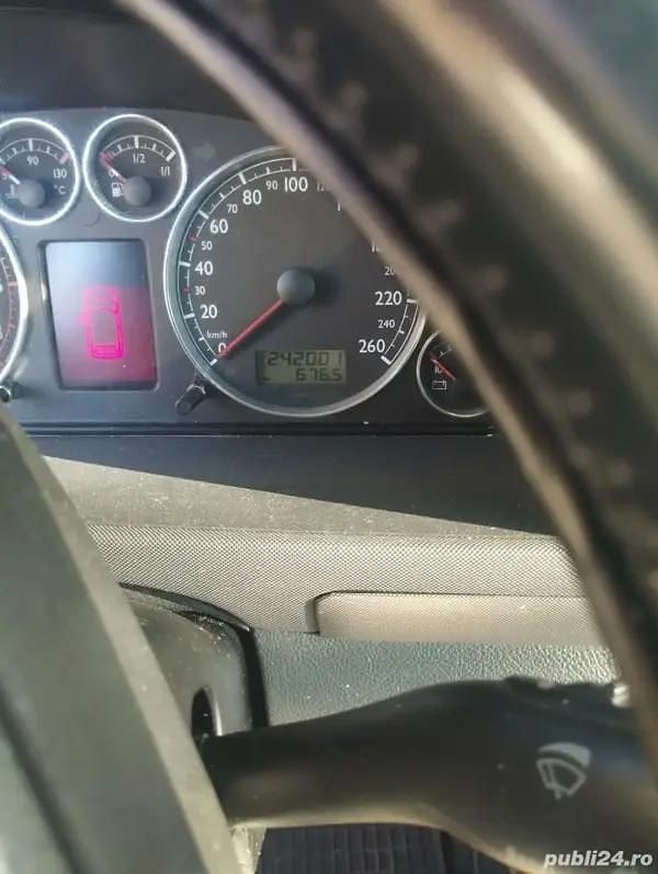 Second-hand VW Sharan 116 CP (85 kW) 2010 Monovolum