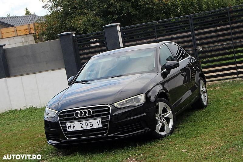 Culoarenegru Utilizat 2016 Audi A3 Berlinǎ | 10.450 EUR (Preț bun) - Imagine 1/4