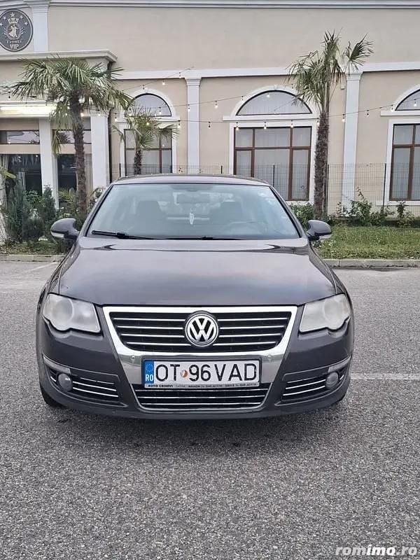 Utilizat 2007 VW Passat Berlinǎ | 2.700 EUR (Preț bun) - Imagine 1/4