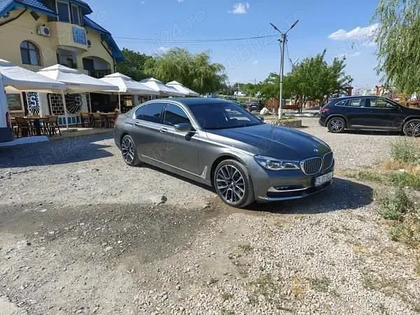 Second-hand BMW 730 265 CP (194 kW) 2017 Gri Berlinǎ