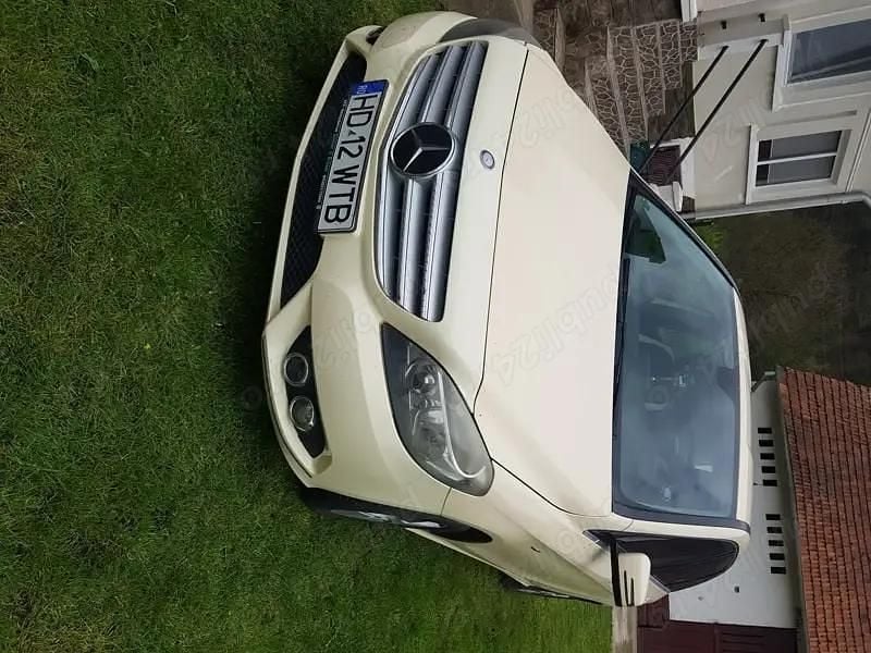 Utilizat 2012 Mercedes B180 Monovolum | 4.500 EUR - Imagine 1/4