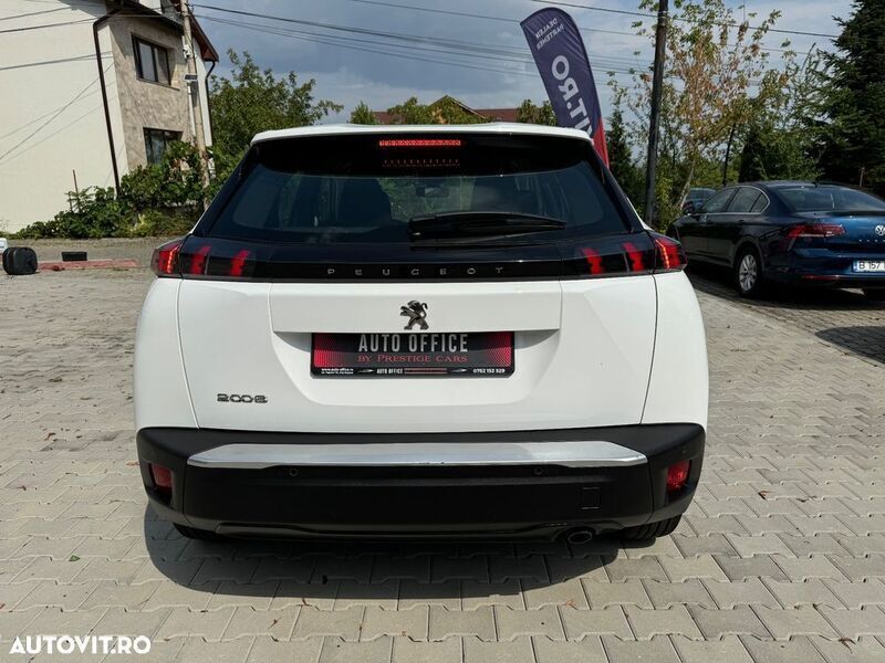 Second-hand Peugeot 2008 Active 102 CP (75 kW) 2020 Alb SUV