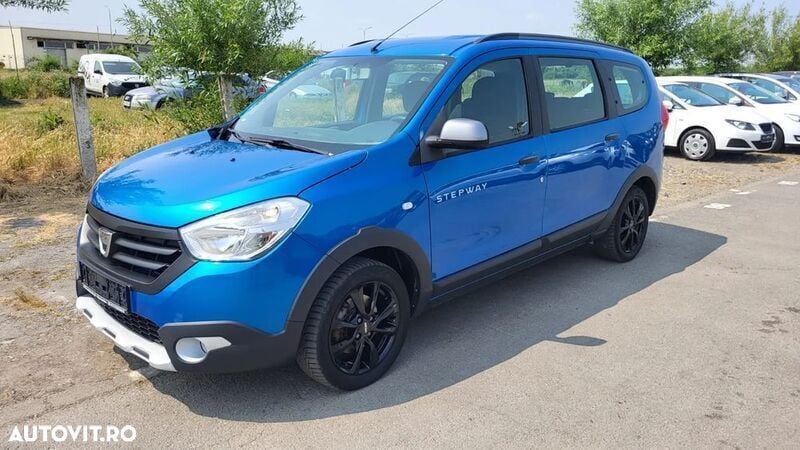 Albastru Utilizat 2016 Dacia Lodgy Monovolum | 6.800 EUR (Puțin scump) - Imagine 1/4