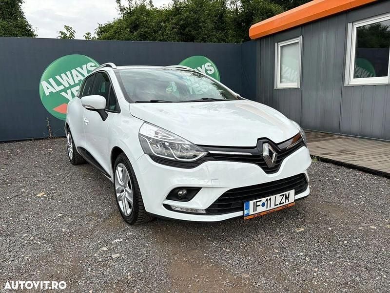 Second-hand Renault Clio GrandTour Zen 90 CP (66 kW) 2019 Culoarealb Break