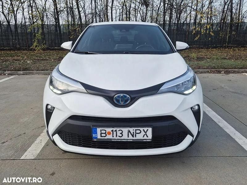 Second-hand Toyota C-HR 122 CP (89 kW) 2020 Culoarealb SUV