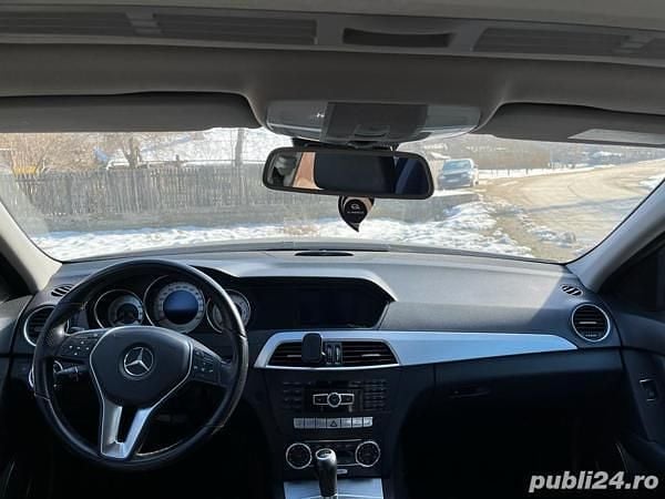 Second-hand Mercedes 250 204 CP (150 kW) 2012 Negru Berlinǎ