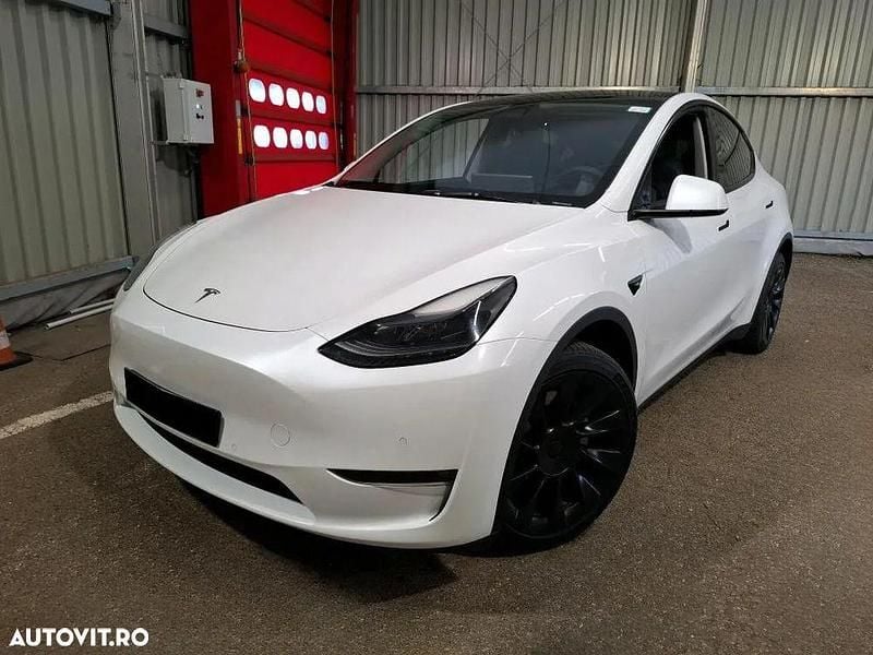 Culoarealb Utilizat 2022 Tesla Model Y SUV | 37.499 EUR (Preț OK) - Imagine 1/4