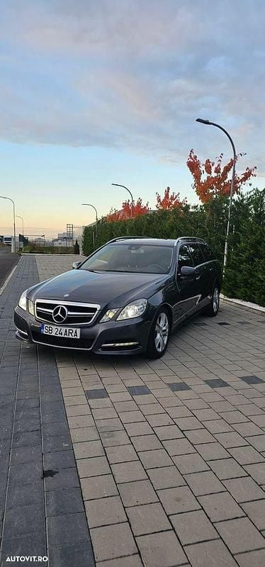 Culoaregri Utilizat 2012 Mercedes E220 Avantgarde Break | 10.500 EUR (Preț OK) - Imagine 1/4