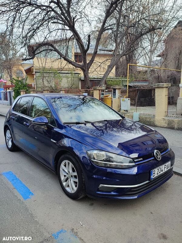 Albastru Utilizat 2018 VW Golf VII Comfortline Hatchback | 14.950 EUR (Preț OK) - Imagine 1/4