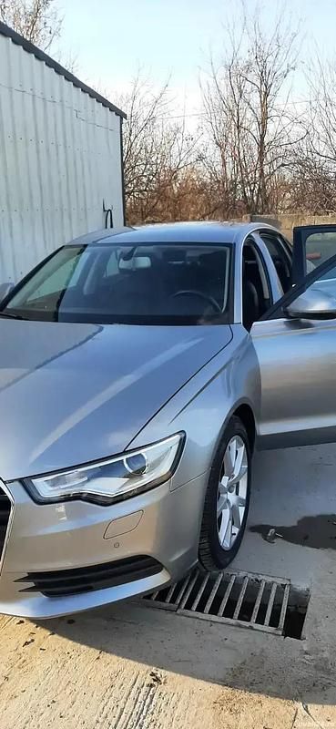Utilizat 2012 Audi A6 Berlinǎ | 9.000 EUR (Super Preț) - Imagine 1/4