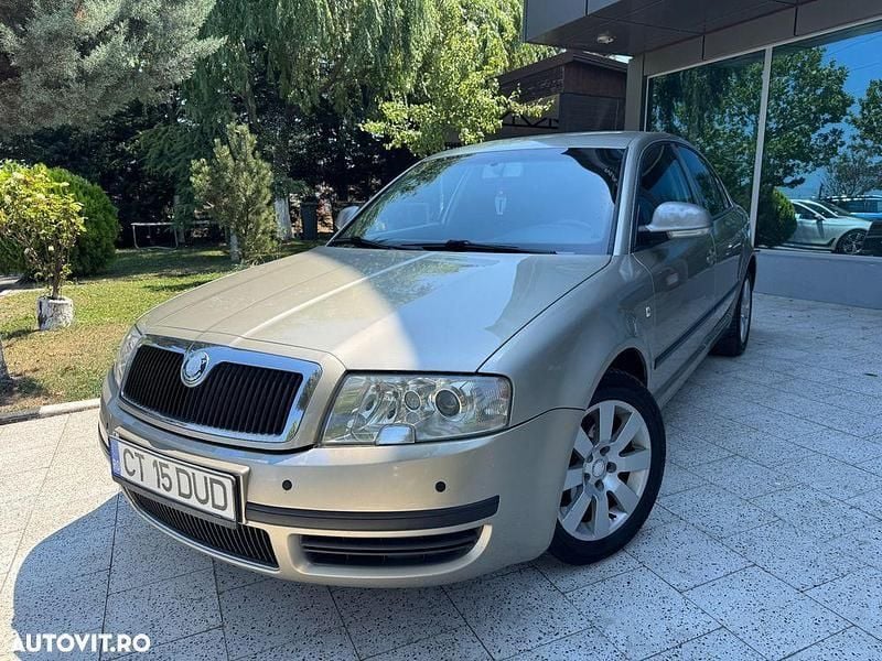 Bej Utilizat 2007 Skoda Superb Berlinǎ | 2.450 EUR - Imagine 1/4