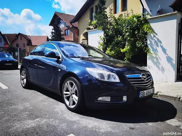 Negru Utilizat 2012 Opel Insignia Berlinǎ | 6.200 EUR (Scump) - Imagine 1/4