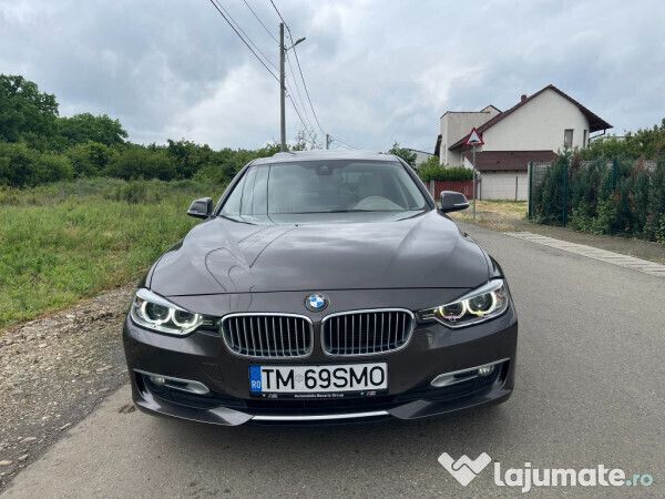 Second-hand BMW 320 Comfort Edition 184 CP (135 kW) 2012 Maro Berlinǎ