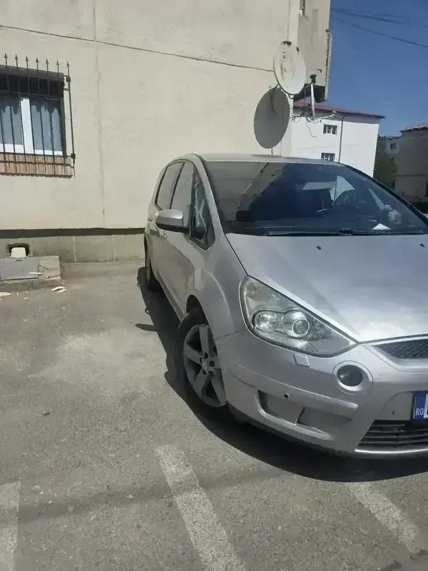 Utilizat 2007 Ford S-MAX S Monovolum | 3.500 EUR - Imagine 1/4