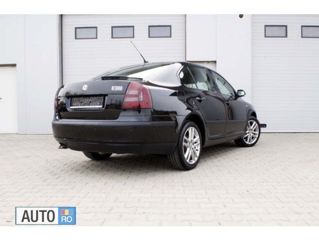 Negru Utilizat 2008 Skoda Octavia Berlinǎ | 5.490 EUR (Preț OK) - Imagine 1/4