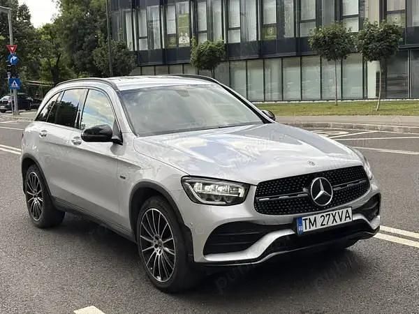 Gri Utilizat 2020 Mercedes GLC300e AMG SUV | 31.990 EUR - Imagine 1/4