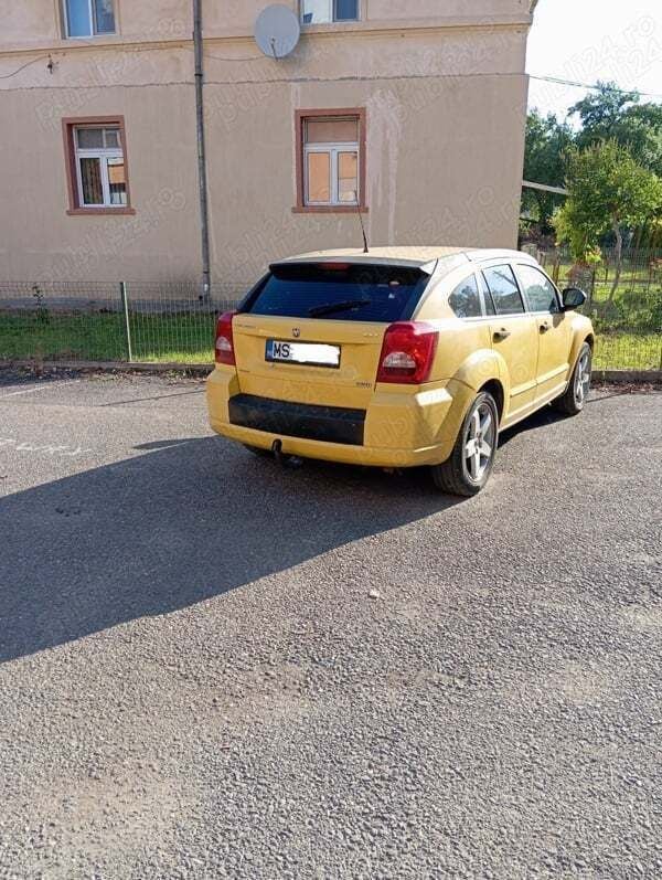 Galben Utilizat 2007 Dodge Caliber SUV | 2.050 EUR (Preț bun) - Imagine 1/4