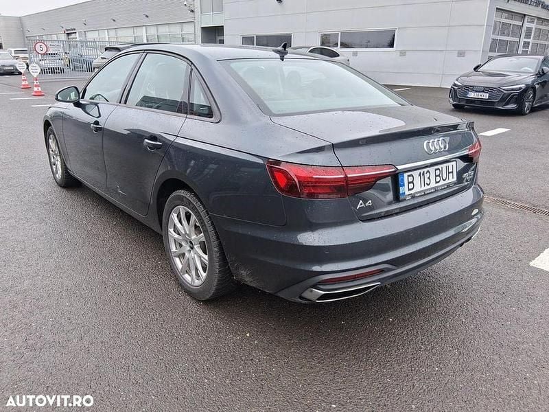 Second-hand Audi A4 Advanced 204 CP (150 kW) 2022 Culoaregri Berlinǎ