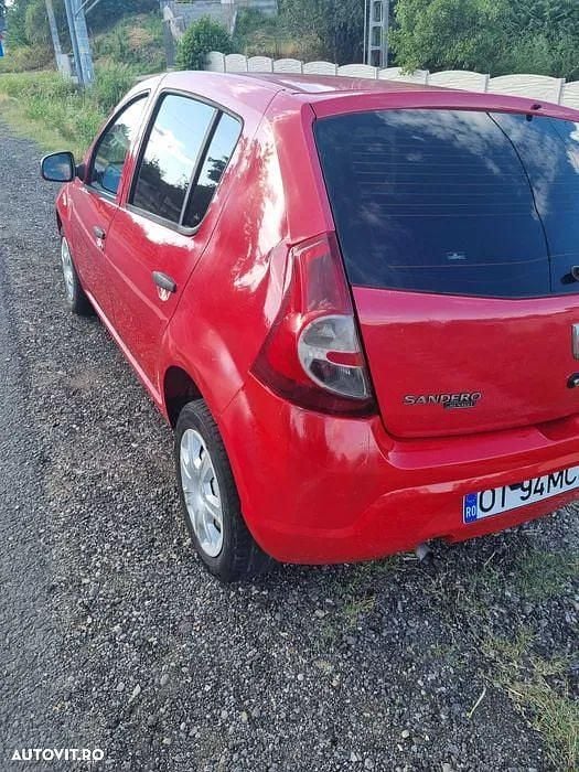 Second-hand Dacia Sandero 75 CP (55 kW) 2009 Culoarerosu Berlinǎ