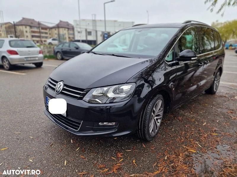 Second-hand VW Sharan Highline 177 CP (130 kW) 2017 Culoarenegru Monovolum
